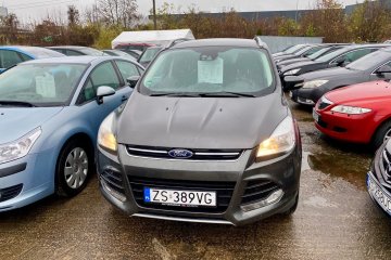 Ford Kuga  2x4 Titanium